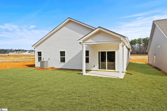 5 Torwood Street, Fountain Inn, SC 29644
