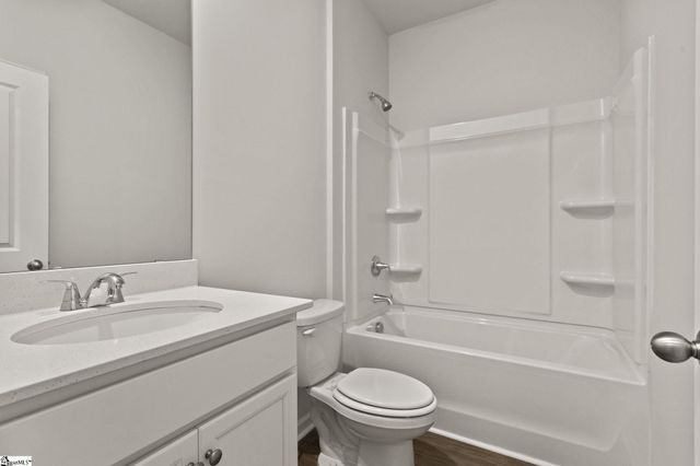 5 Torwood Street, Fountain Inn, SC 29644