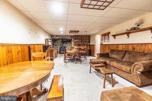 380 MCSHERRY WOODS DR, Littlestown, PA 17340