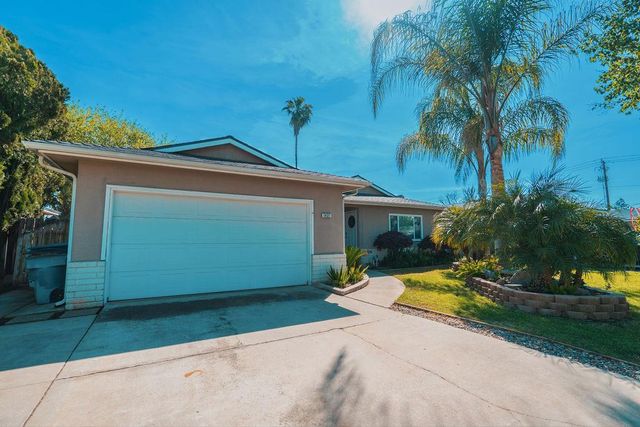 1431 E Paul Avenue, Fresno, CA 93710