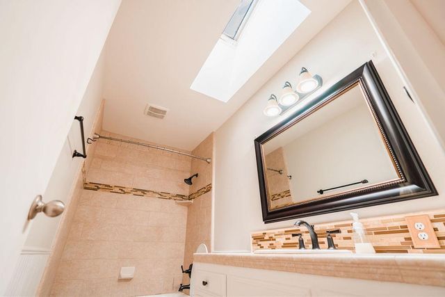 1431 E Paul Avenue, Fresno, CA 93710