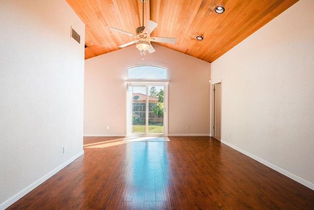 1431 E Paul Avenue, Fresno, CA 93710