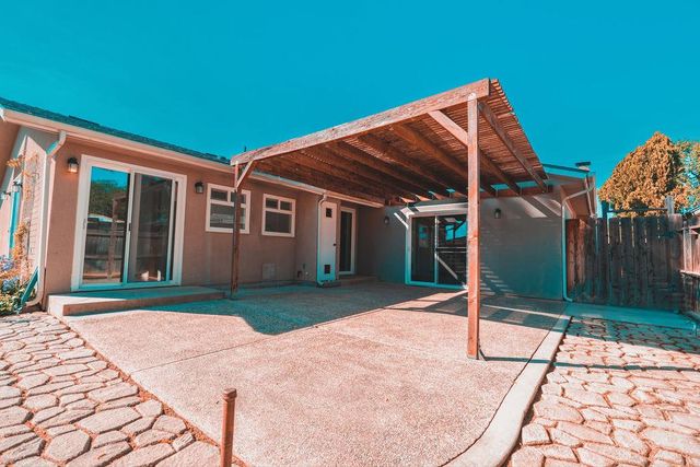 1431 E Paul Avenue, Fresno, CA 93710