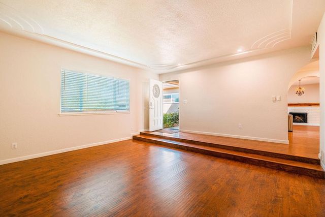 1431 E Paul Avenue, Fresno, CA 93710