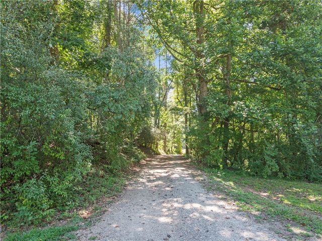 5082 Highway 197 N, Clarkesville, GA 30523