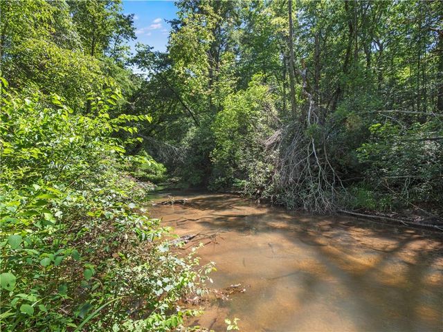 5082 Highway 197 N, Clarkesville, GA 30523