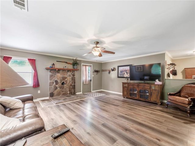 5082 Highway 197 N, Clarkesville, GA 30523