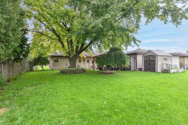 5961 N 121st STREET, Milwaukee, WI 53225