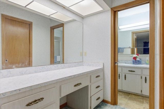 5268 PINTO WAY, Orlando, FL 32810