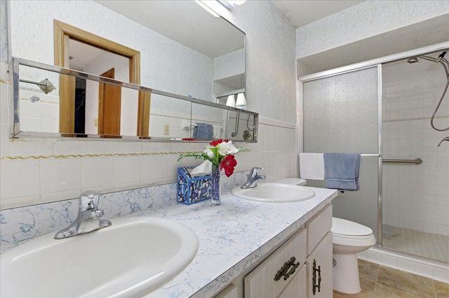 5268 PINTO WAY, Orlando, FL 32810