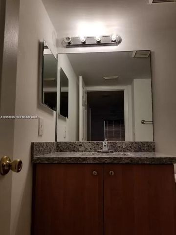 2890 N Oakland Forest Drive 111, Oakland Park, FL 33309
