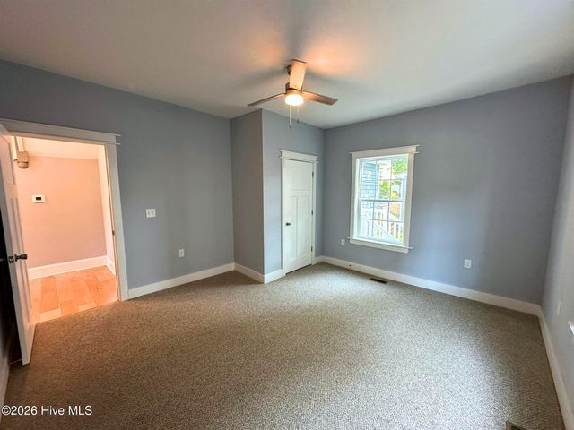 202 W Burgess Street, Elizabeth City, NC 27909