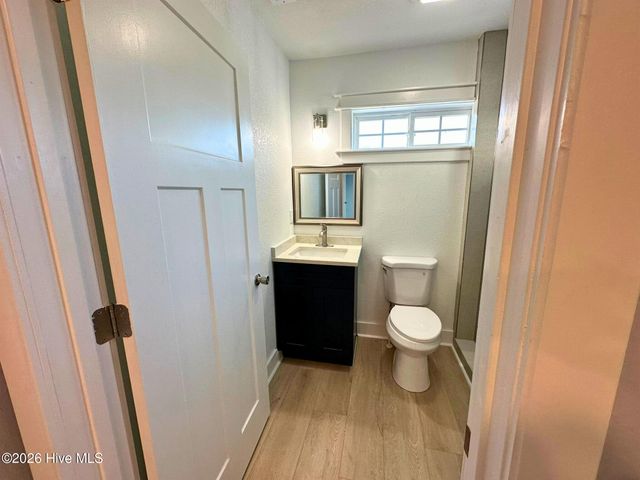 202 W Burgess Street, Elizabeth City, NC 27909