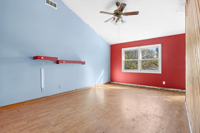 204 Brandywine Drive, Poplar Grove, IL 61065