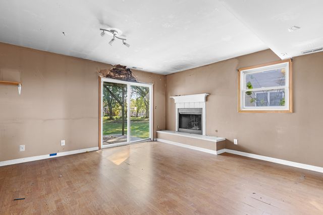 204 Brandywine Drive, Poplar Grove, IL 61065