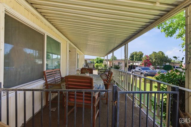 4401 Hughes Lane 89, Bakersfield, CA 93304
