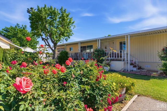 4401 Hughes Lane 89, Bakersfield, CA 93304