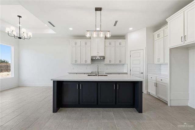 900 Magnolia Street, Mission, TX 78573