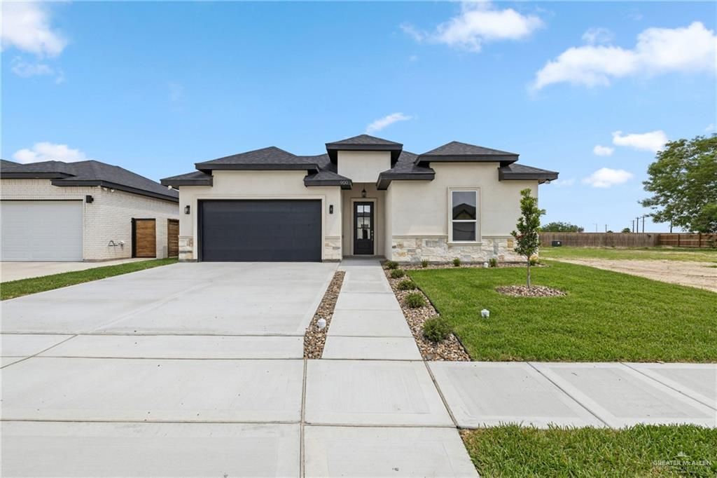 900 Magnolia Street, Mission, TX 78573