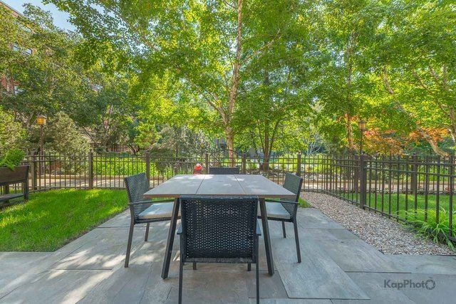 1330 W MONROE Street 108, Chicago, IL 60607