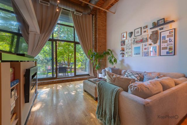 1330 W MONROE Street 108, Chicago, IL 60607