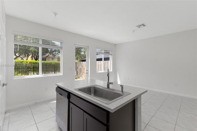 20817 NW 9th Path 0, Miami Gardens, FL 33169