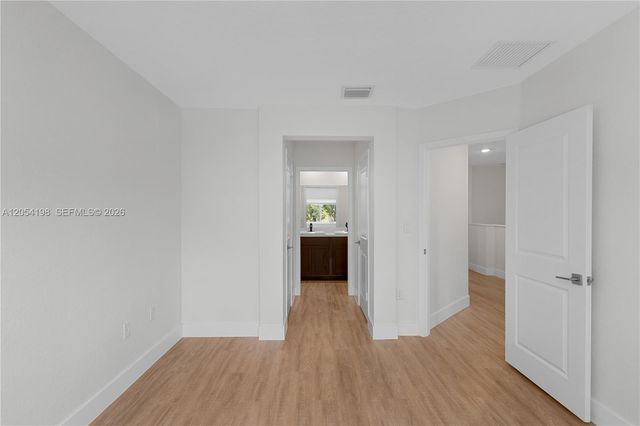 20817 NW 9th Path 0, Miami Gardens, FL 33169