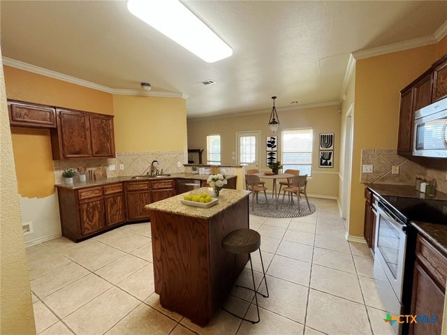 3203 Sherwood Forest Drive, Killeen, TX 76549