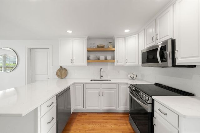 10 Bluestone Terrace, Sandwich, MA 02537