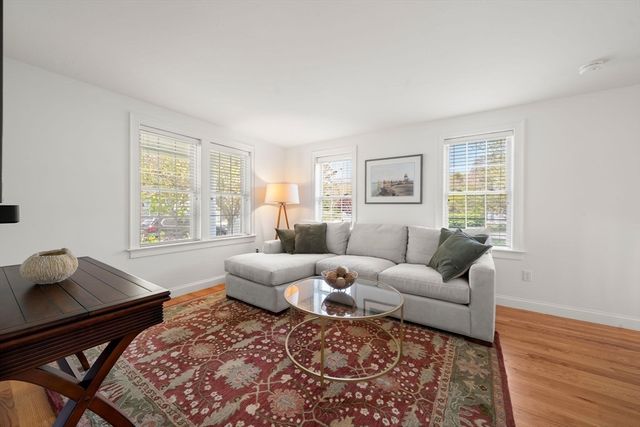 10 Bluestone Terrace, Sandwich, MA 02537