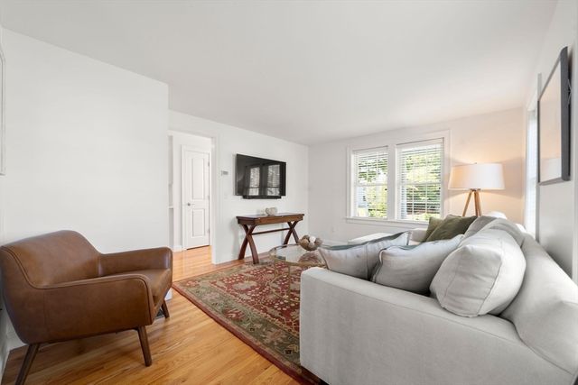10 Bluestone Terrace, Sandwich, MA 02537