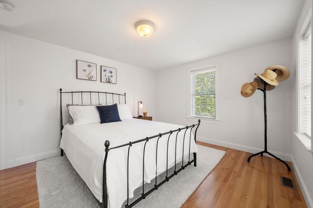 10 Bluestone Terrace, Sandwich, MA 02537