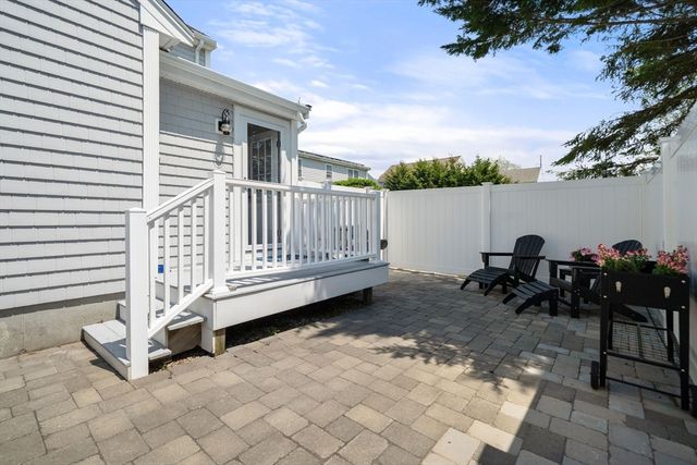 10 Bluestone Terrace, Sandwich, MA 02537