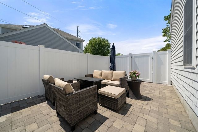 10 Bluestone Terrace, Sandwich, MA 02537
