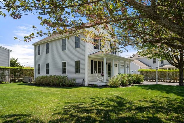10 Bluestone Terrace, Sandwich, MA 02537