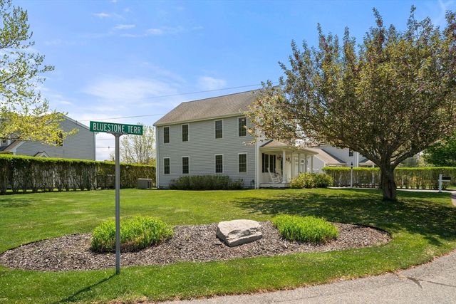 10 Bluestone Terrace, Sandwich, MA 02537