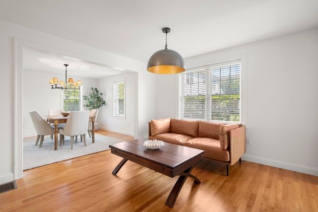 10 Bluestone Terrace, Sandwich, MA 02537