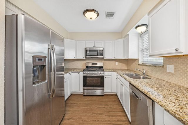 103 Brigadoon Lane, Friendswood, TX 77546