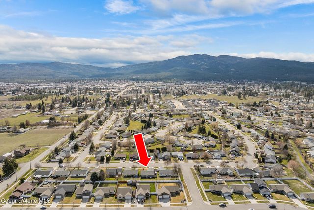 1207 E Horsehaven AVE, Post Falls, ID 83854