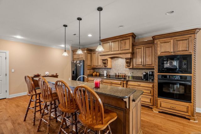 21619 Twin Bluff Loop, Roland, AR 72135