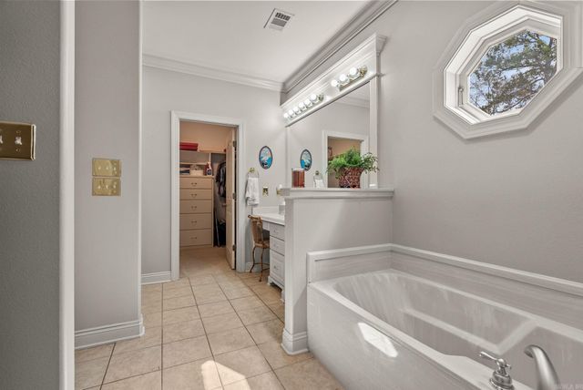 21619 Twin Bluff Loop, Roland, AR 72135