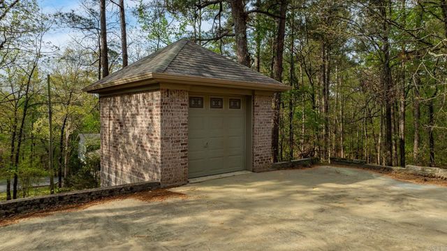 21619 Twin Bluff Loop, Roland, AR 72135