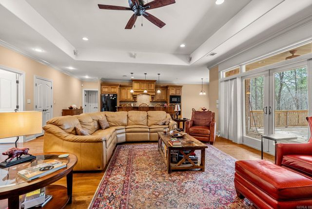 21619 Twin Bluff Loop, Roland, AR 72135