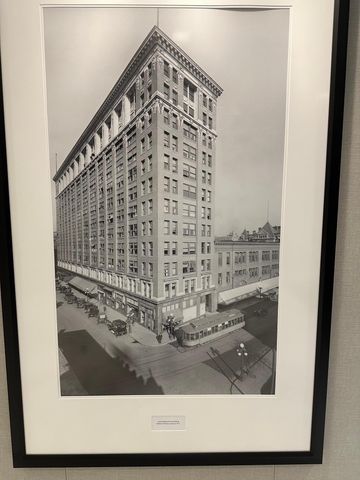 350 Saint Peter Street 405, Saint Paul, MN 55102