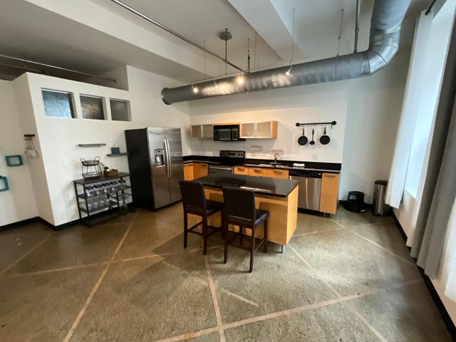 350 Saint Peter Street 405, Saint Paul, MN 55102