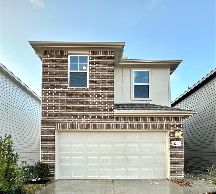 2214 Villa Clara Drive, Friendswood, TX 77546