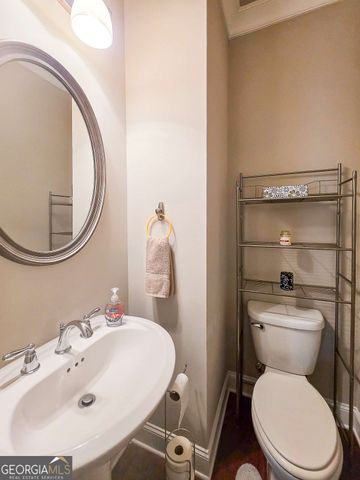 7910 Willoughby Court, Alpharetta, GA 30005