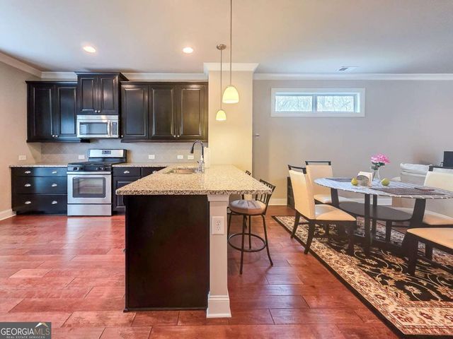 7910 Willoughby Court, Alpharetta, GA 30005