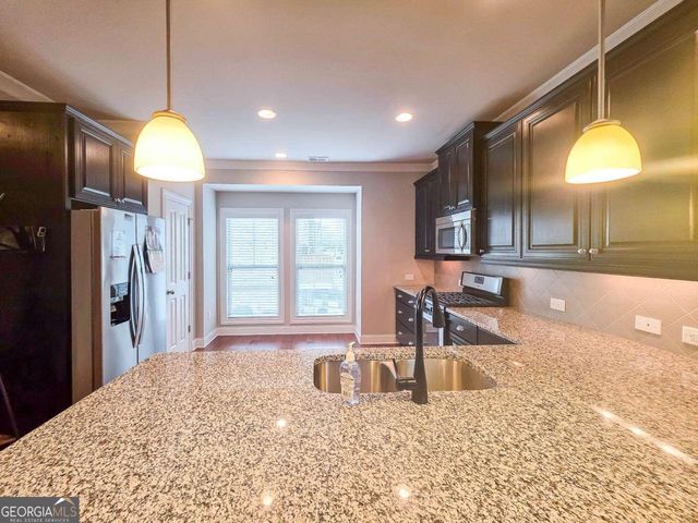 7910 Willoughby Court, Alpharetta, GA 30005