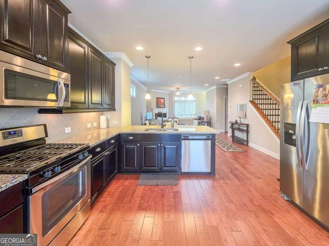 7910 Willoughby Court, Alpharetta, GA 30005